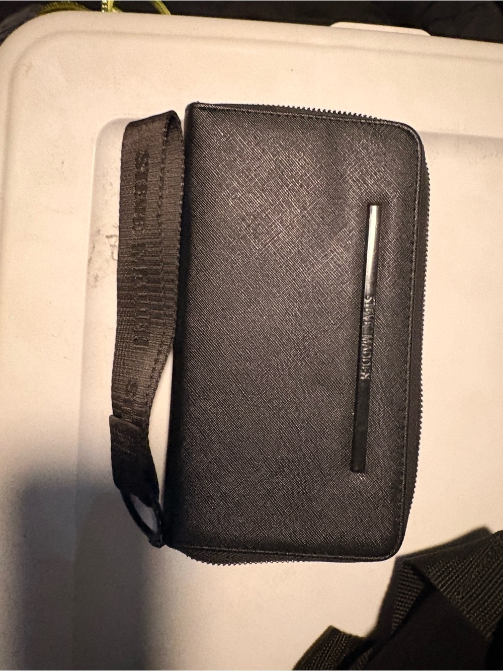 Black Zip Wallet Wristlet - Sleek Travel Organizer